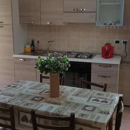 Borgo San Giorgio Apartment คาสเตลโมลา ภายนอก รูปภาพ